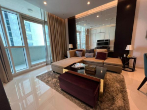Downtown 1BR - 5 minutes to mall - panoramic pool